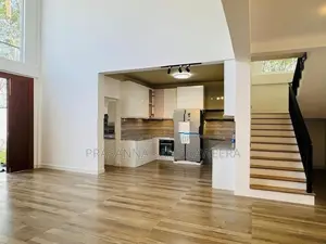 Brand New Solid Modern Super Luxury House-Piliyandala
