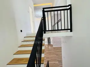 Brand New Solid Modern Super Luxury House-Piliyandala