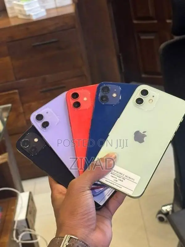 Apple iPhone 12 128GB (Used)