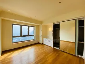 Cinnamon Life Penthouse for Sale in Colombo 02