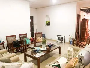House for Sale in Devika Garden, Colombo 05