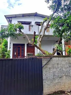 House in Kadawatha - For Sale