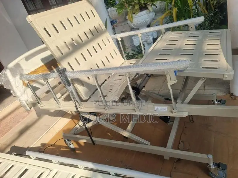Four Function Electric Hospital Beds