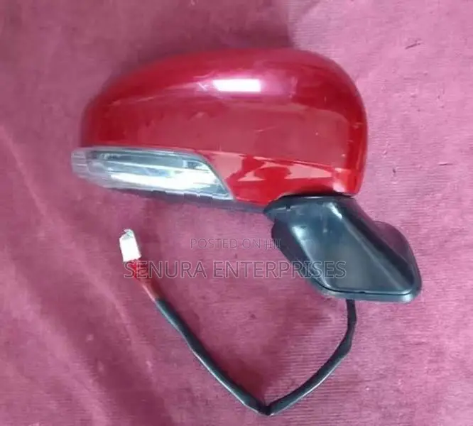 Toyota Prius W30 Winker Side Mirror RH (wire 7)