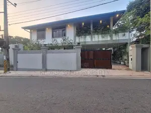 battaramulla lake road house for sale