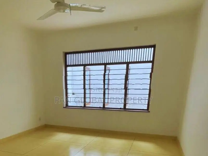 House for Sale in Colombo 04