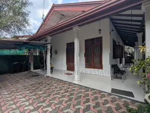 House for sale in Hanwella
