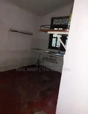 Piliyandala : 10.2 perches Land with Old house for Sale