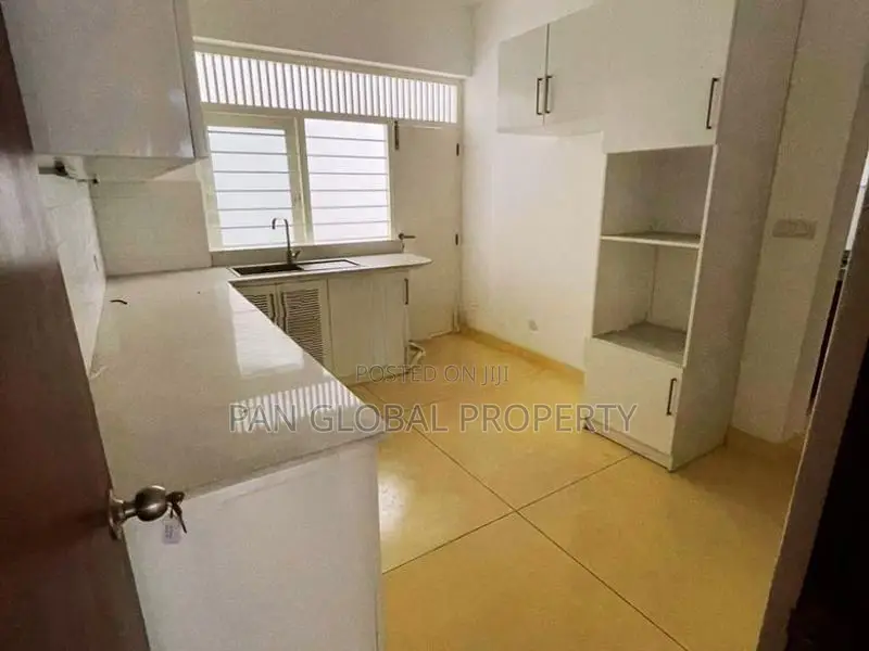 House for Sale in Colombo 04