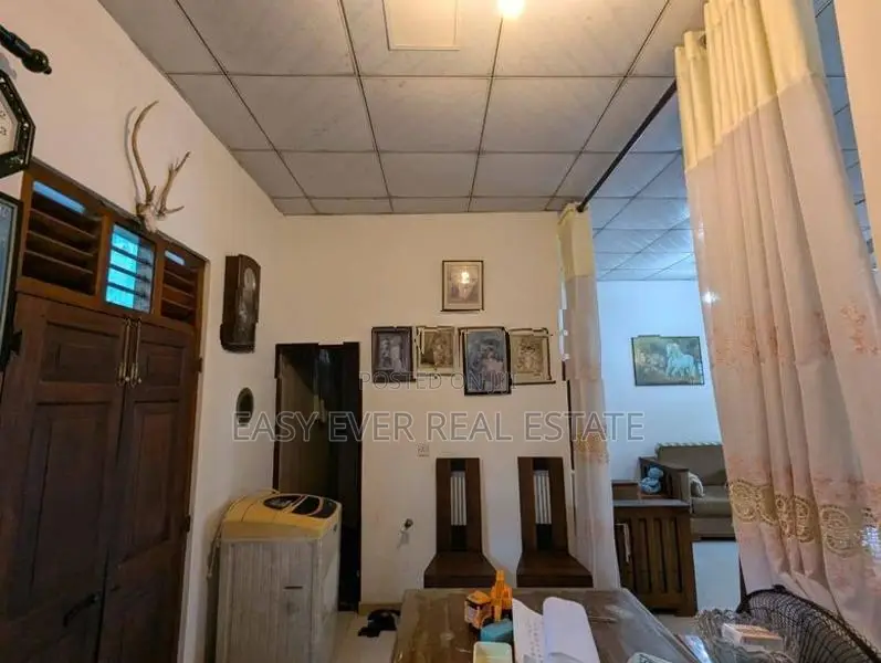 House for sale in Hanwella