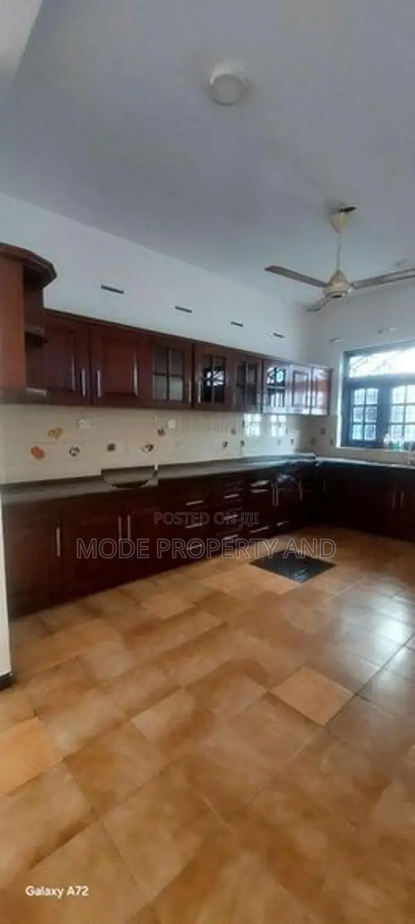 Kaldeymulla Road Rathmalana House
