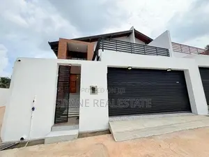 Beautiful Super Luxury House for Sale Battaramulla