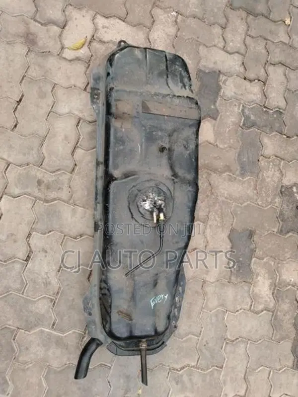Suzuki Every DA64 Fuel Tank