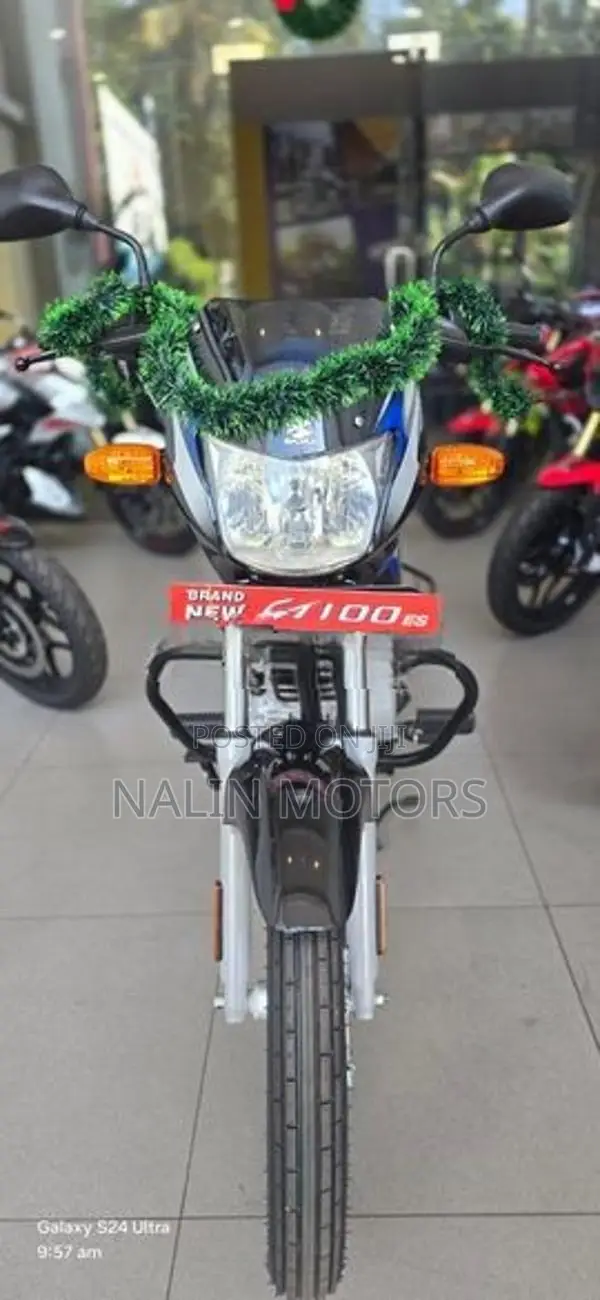 Bajaj CT100 2026