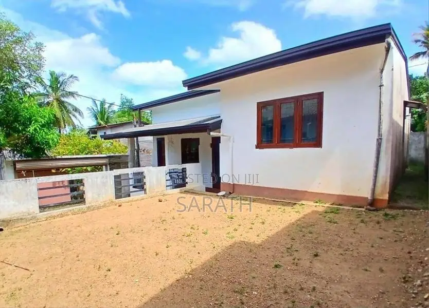 10 P With Brand New House Sale Malabe