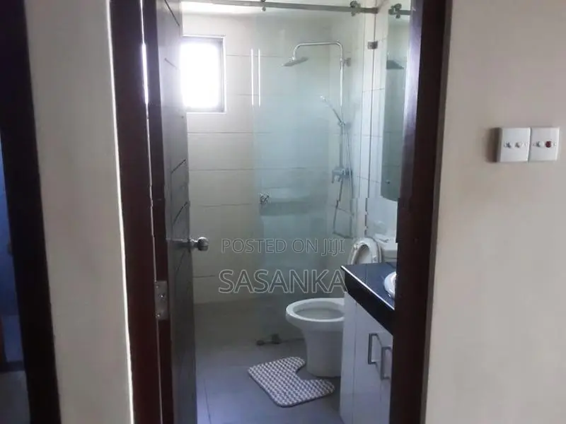 Colombo 5 Luxury Furnished Apartment For Sale