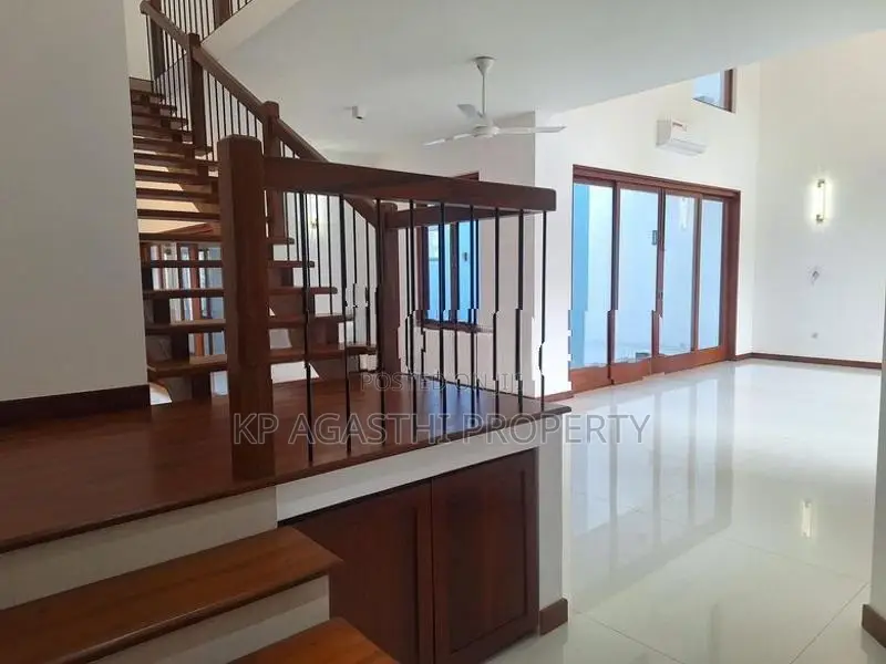 Kotte Luxury House for Sale