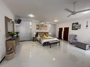 13 P With Super Luxury House In Battaramulla
