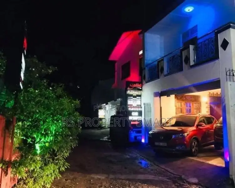 14 Bedrooms House For Rent - Nugegoda
