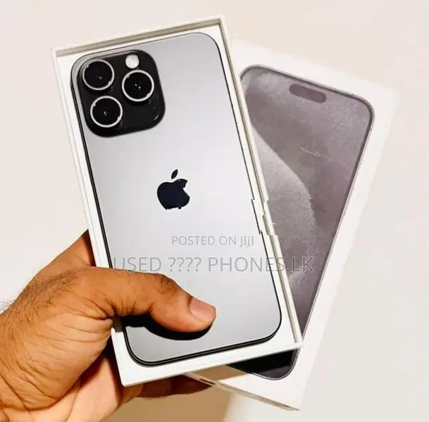 Apple iPhone 15 Pro Max 256GB (Used)
