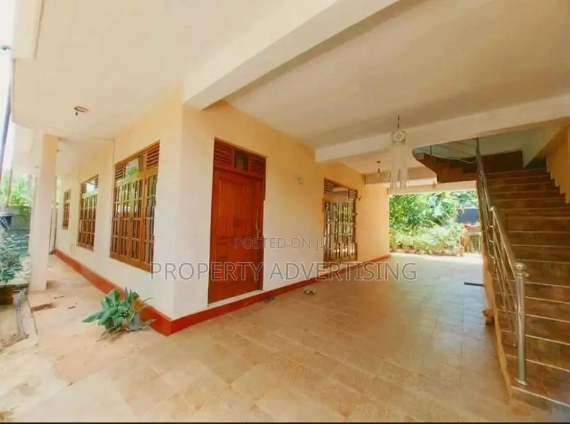 16 perch House for sale in mount Lavinia