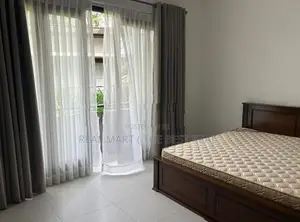 Colombo 7 : 7BR Luxury A/C villa for Rent at Bauddhaloka Mawatha