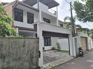 Kalubowila Luxury House for Sale