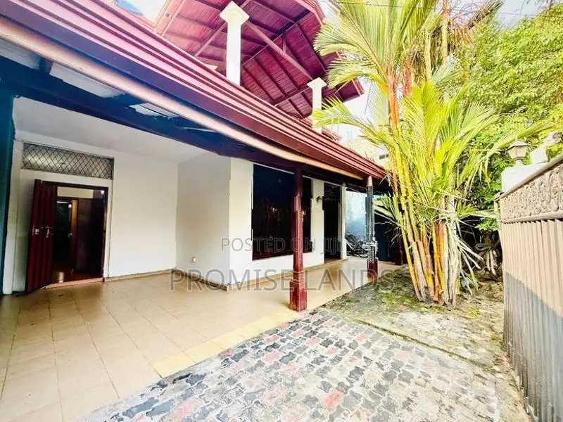 2 Storey House For Sale in Wattala