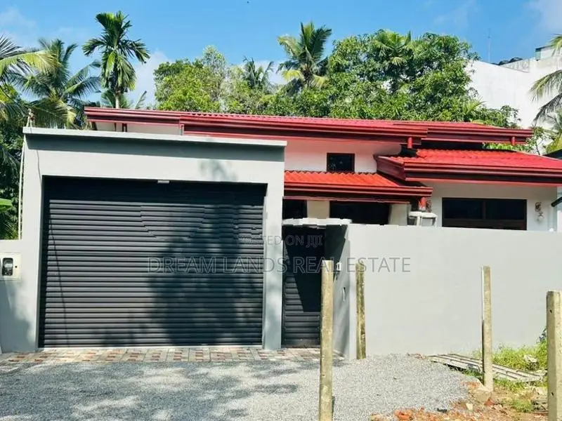 3BED HOUSE FOR SALE IN HOMAGAMA (SP1109)