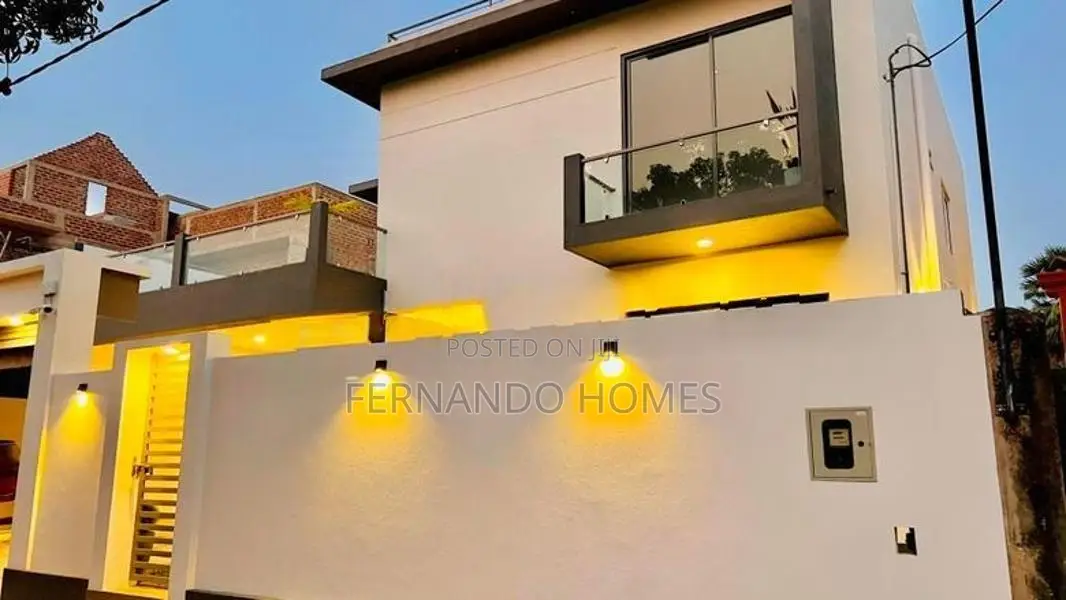 Great Fully Completed 4 BR An Upstairs House For Sale In Negombo
