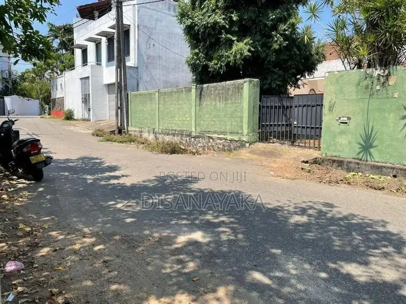 Land for Sale in Rajagiriya DS65