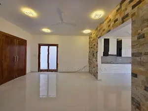 Bricks Walls - 3 Stories Super Quality Mordern House in Piliyandala