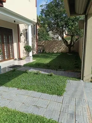 Architecturally Designed Luxury House Kandana Ds8515