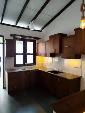 10 Perch Brand New Single Story House for sale at Athurugiriya, Malabe