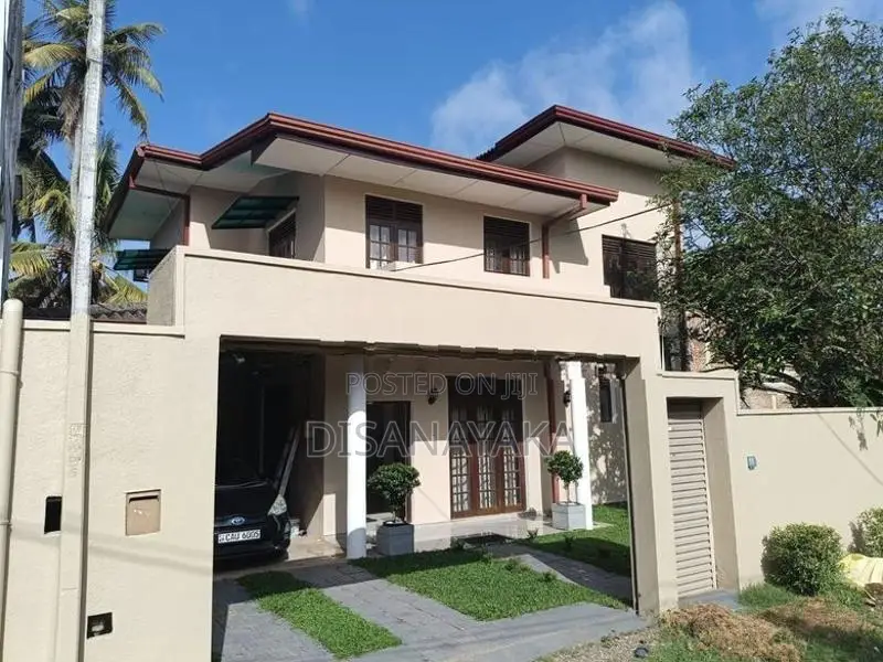 Architecturally Designed Luxury House Kandana Ds8515