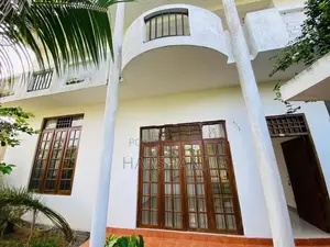 Three Storied Spacious house for Sale close to Piliyandala Bypass Road