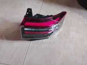 Honda Vezel Tail Light