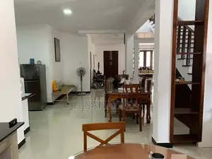 Two Storey House for Sale in Battaramulla Ds1213