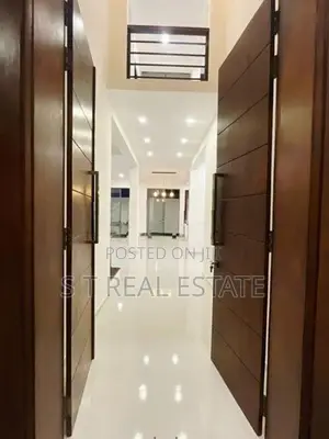 Newly Build Luxury Three Storey House for Sale in Kahathuduwa