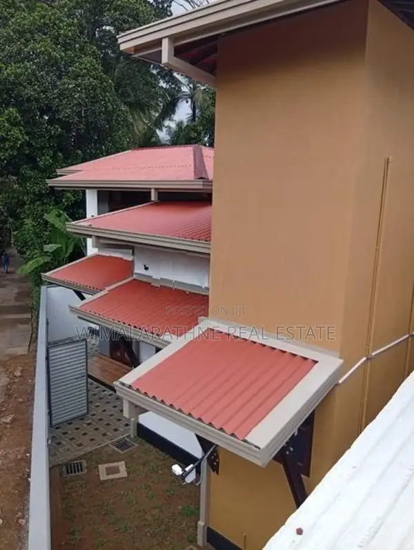 ModernTwo Storey House for Sale in Piliyandala