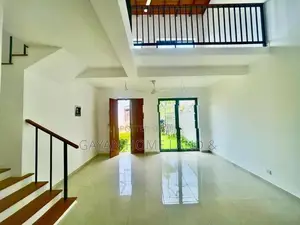 Brand New Luxury Villa's House In Canterbury Golf Appartement Gonapola