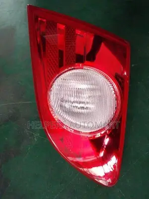 Nissan Sylphy G11 Dicky Door Light (R)