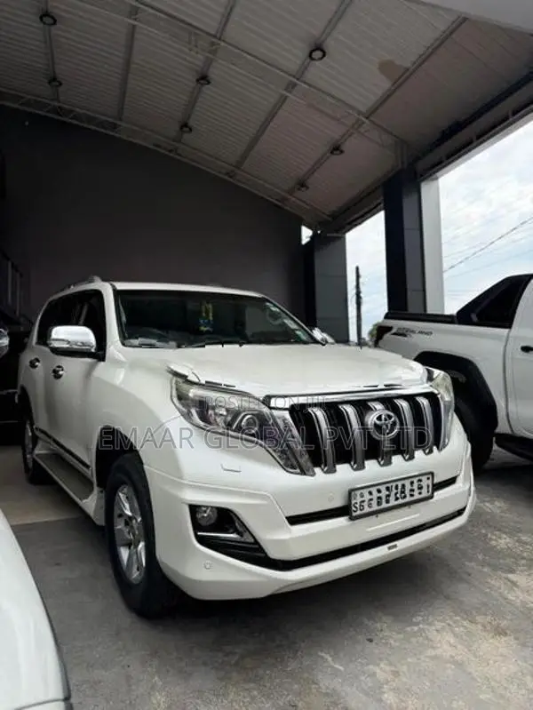 Toyota Land Cruiser Prado 150 2014