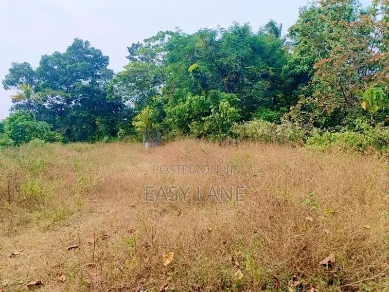 Land for Sale in Kadawatha
