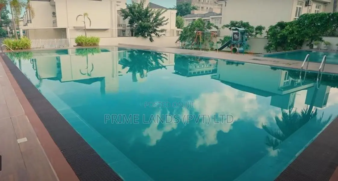 Luxury House in Dalugama