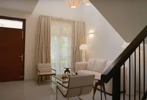 Luxury House in Dalugama