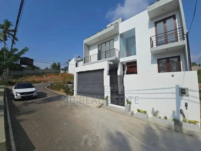 Newly Build Luxury Modern House for Sale Kahathuduwa