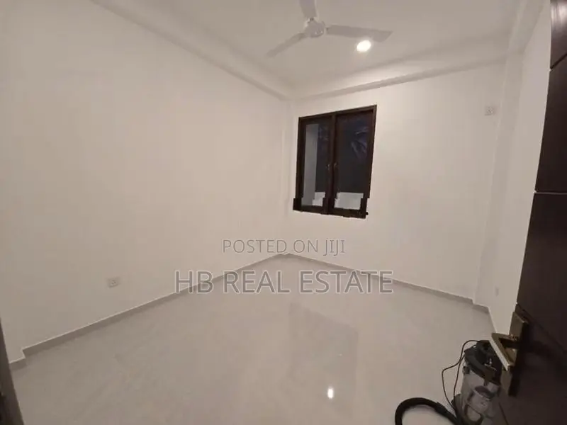 Newly Build Luxury Modern House for Sale Kahathuduwa