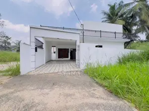 New Designed Brand House Sale Athurugiriya