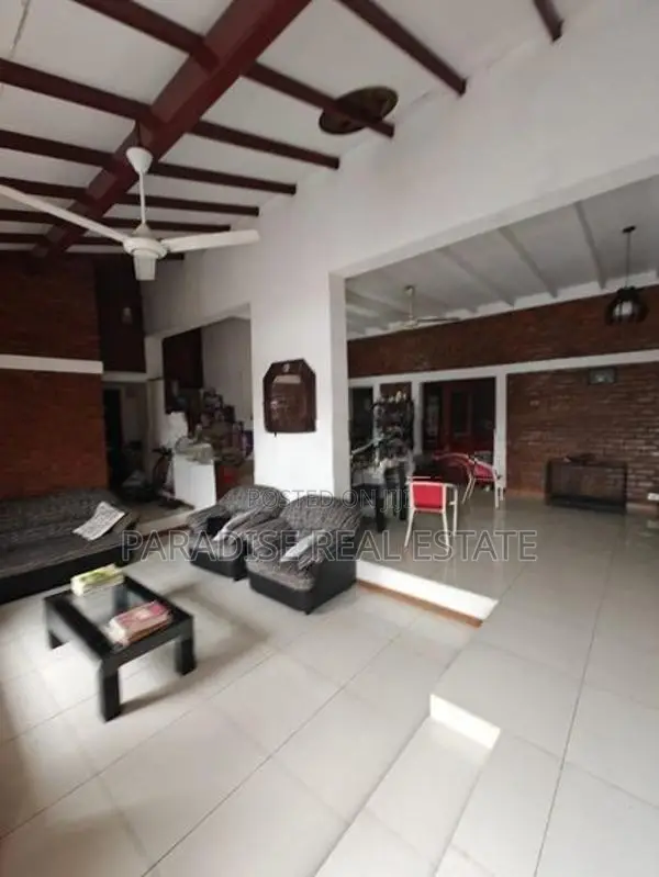 2 Storey Unit House for Sale Mount Lavinia Close to Galle Road